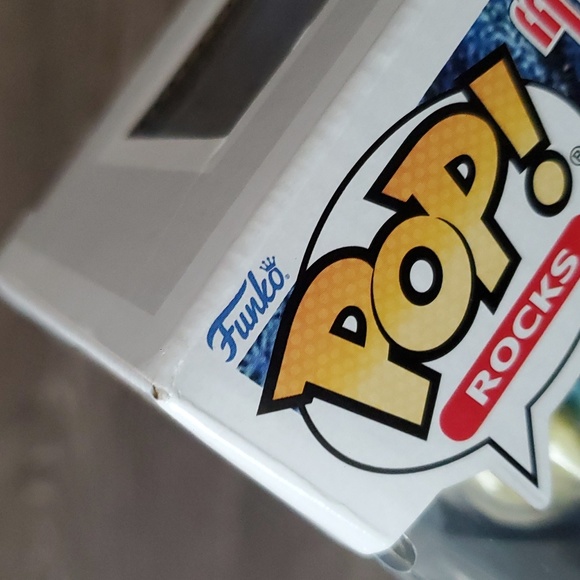 Pop Rocks - IRON MAIDEN Funko Glow in the Dark - 4 Pack AE Exclusive- ED… - Picture 6 of 8